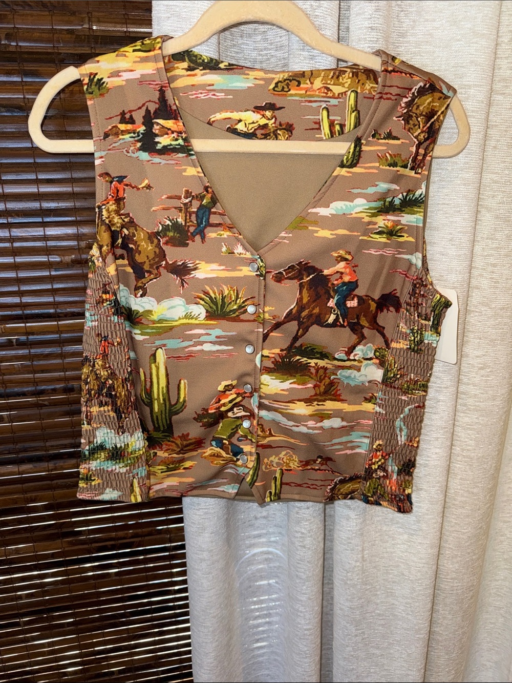 Women’s Desert Print Button-Front Camisole in Brown